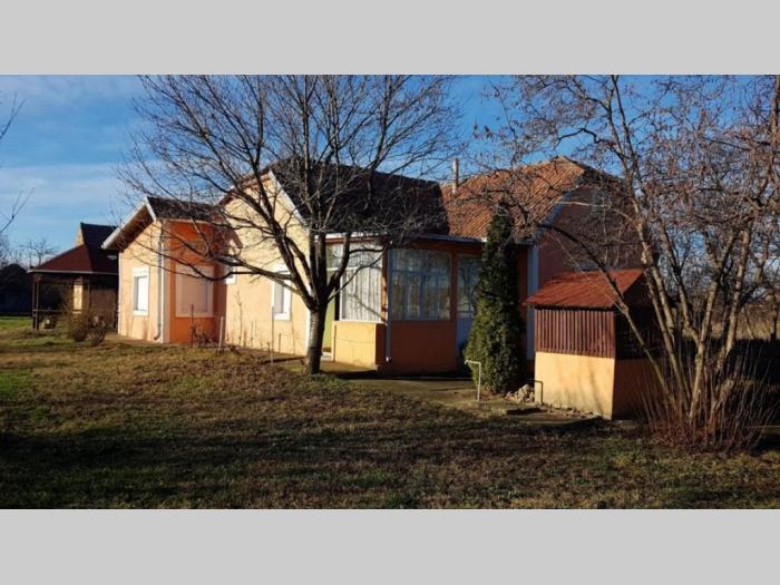 čenta kuća vikendica besplatni mali oglasi
