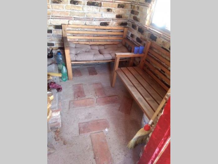 prodajem plac 10 ari sa pomoćnim objektom besplatni mali oglasi