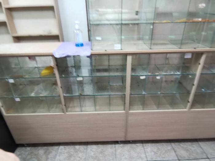 prodajem inventar za prodavnicu zdrave hrane besplatni mali oglasi