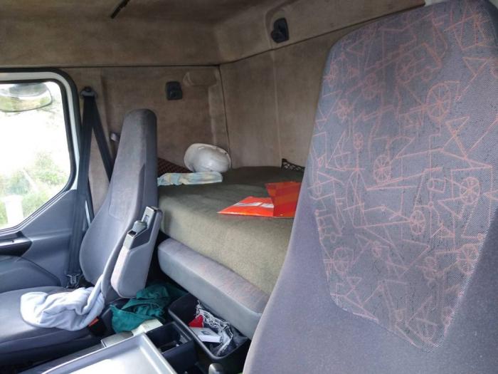 renault cisterna 420 dci premium 2003 godište besplatni mali oglasi