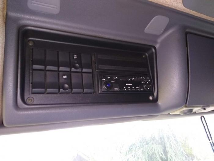 renault cisterna 420 dci premium 2003 godište besplatni mali oglasi
