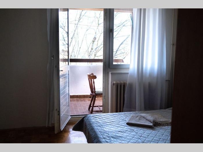 stan na novom beogradu, bežanijska kosa, 64 m2 besplatni mali oglasi