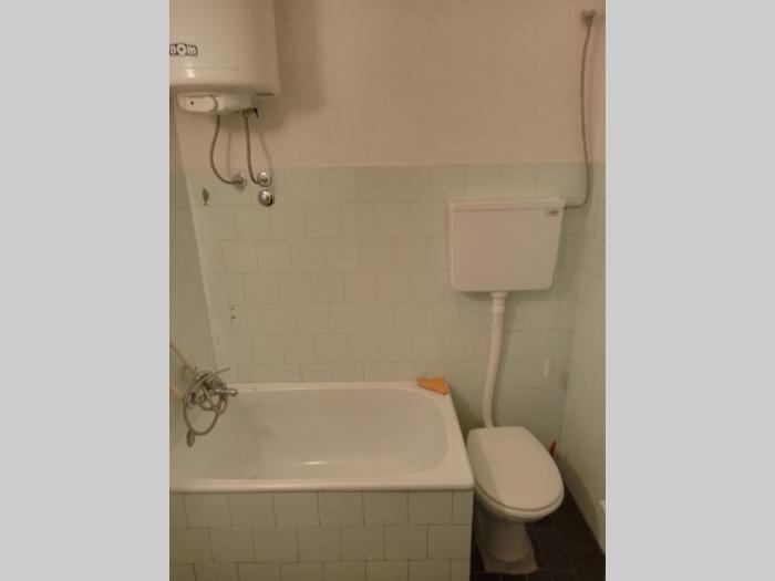 zemun, prvomajska, 52(t), 4 5, ta, uknjižen besplatni mali oglasi