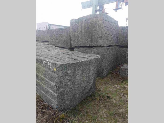 prodajem iz uvoza 520 m3 granitnih blokova besplatni mali oglasi