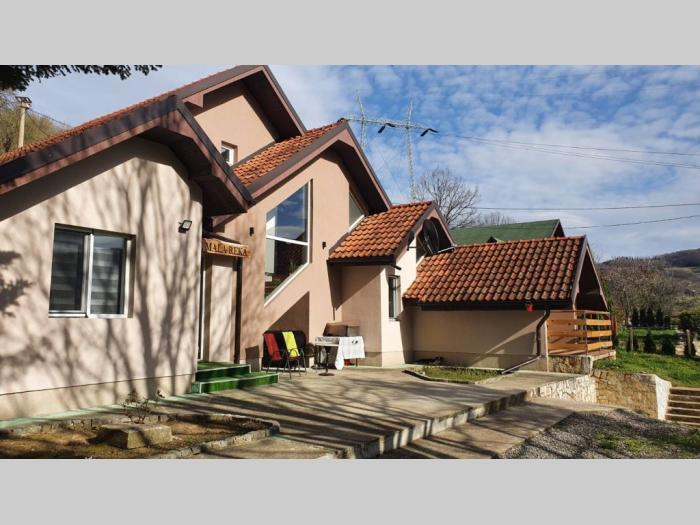 na prodaju hostel besplatni mali oglasi