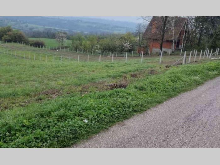 plac 24,5 ari, građevinsko zemljiste draževac, obrenovac besplatni mali oglasi