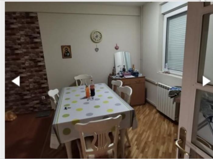 iznajmljujem stan u zemunu, prvomajska, 60 m2 cg , 1 sprat, namešten besplatni mali oglasi