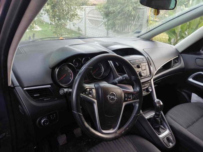opel zafira eco m 1,6 turbo 2012 godne besplatni mali oglasi