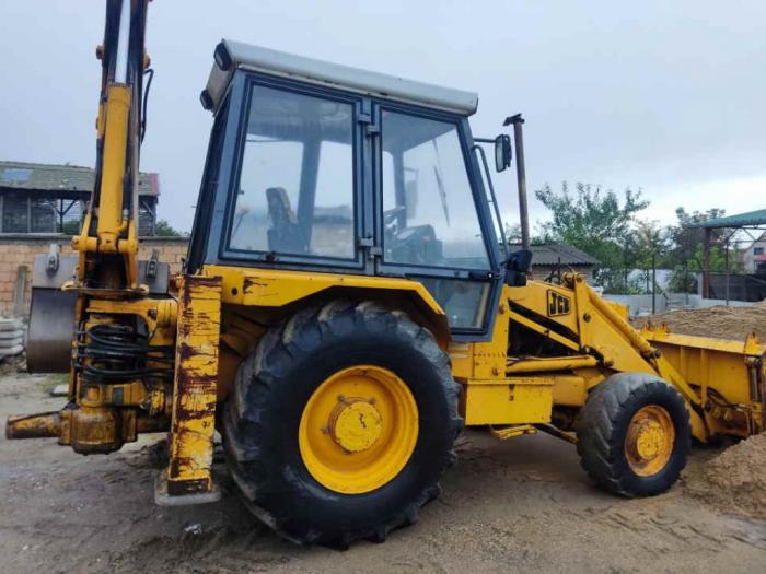 kombinirka jcb 3cx1990 godište besplatni mali oglasi