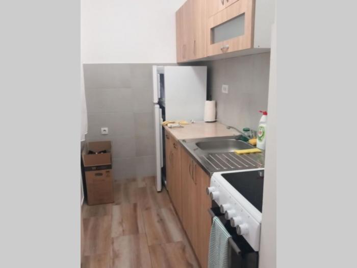 izdajem jednosoban stan od 40m2 u beogradu kumodraž besplatni mali oglasi